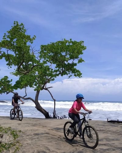 Kerala Cycling Tour Kannamali beach, Kerala Cycling Tour